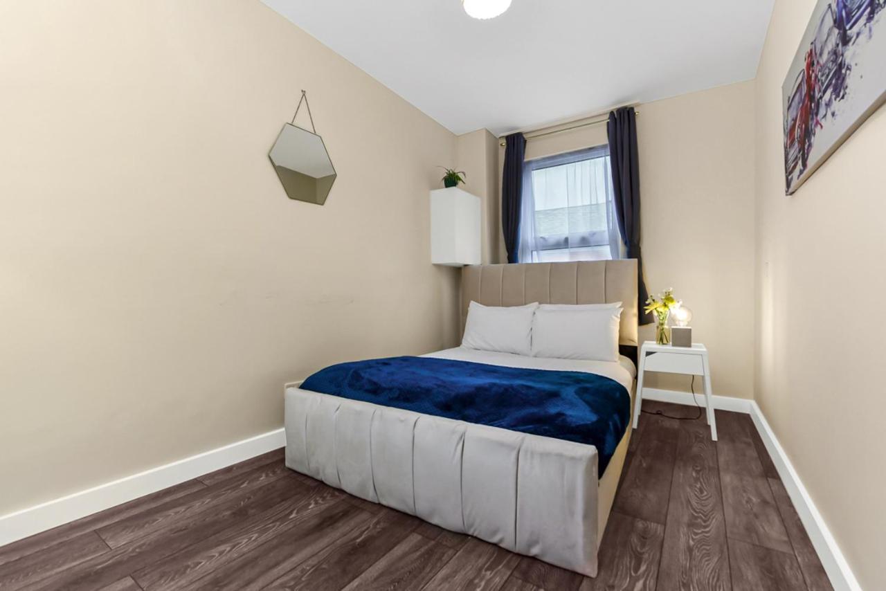 Family Friendly, Zone 2, 2 Beds, Overground ลอนดอน ภายนอก รูปภาพ