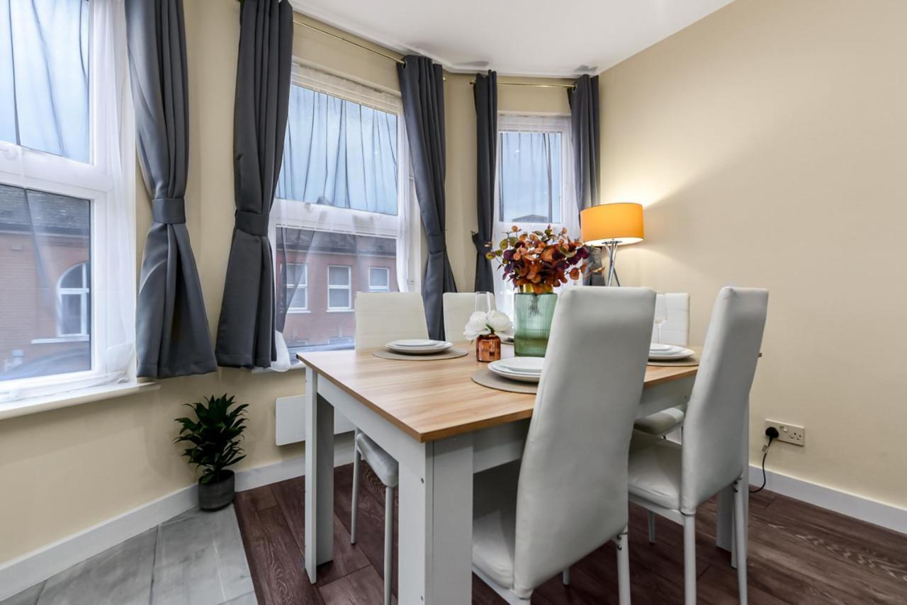 Family Friendly, Zone 2, 2 Beds, Overground ลอนดอน ภายนอก รูปภาพ