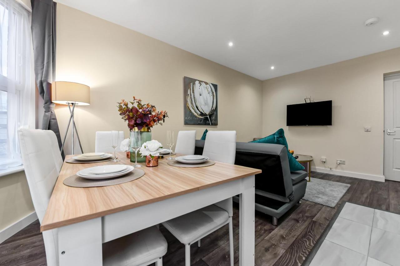 Family Friendly, Zone 2, 2 Beds, Overground ลอนดอน ภายนอก รูปภาพ